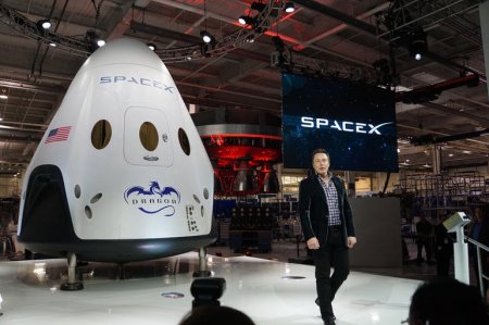 Elon Mask: “Marsda şəhər salmaq mümkündür”