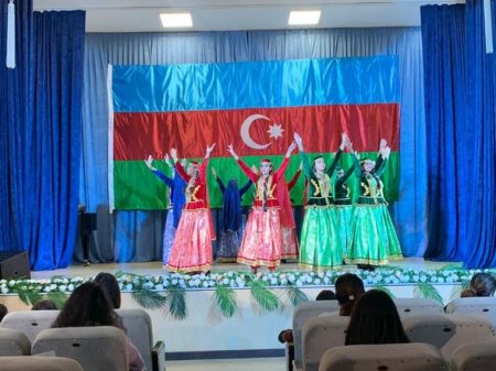 Azərbaycan Dövlət Uşaq Filarmoniyasında şəhid və qazi övladları üçün Zəfər konserti keçirilib - FOTO